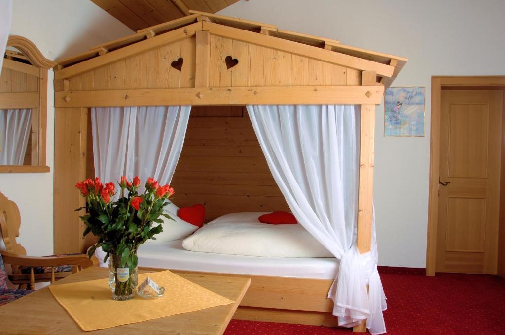 Hotel Camona & Apart Walserhof Samnaun Kamer foto