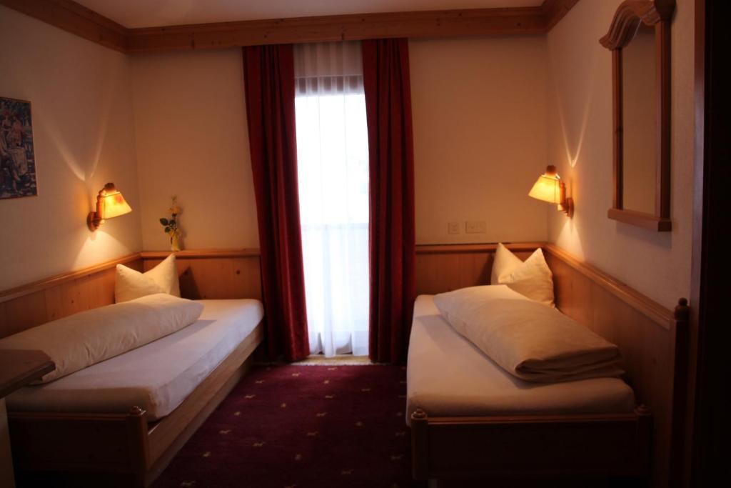 Hotel Camona & Apart Walserhof Samnaun Kamer foto